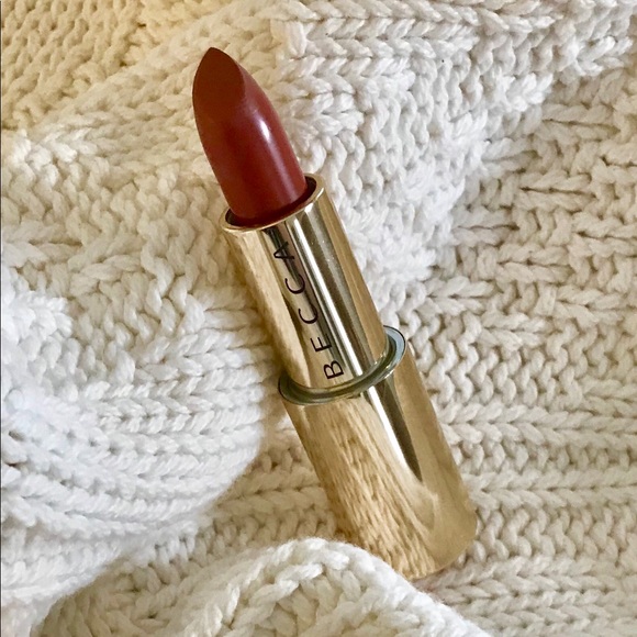 Becca Khloe & Malika lipstick in Cupid’s Kiss - Picture 2 of 5